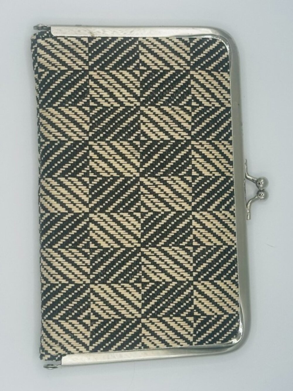Black & Cream Geometric Kiss Lock Clutch Wallet